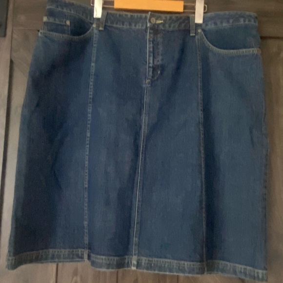 Blue Denim A-line Columbia skirt, NWOT, sz 20W - Picture 2 of 5